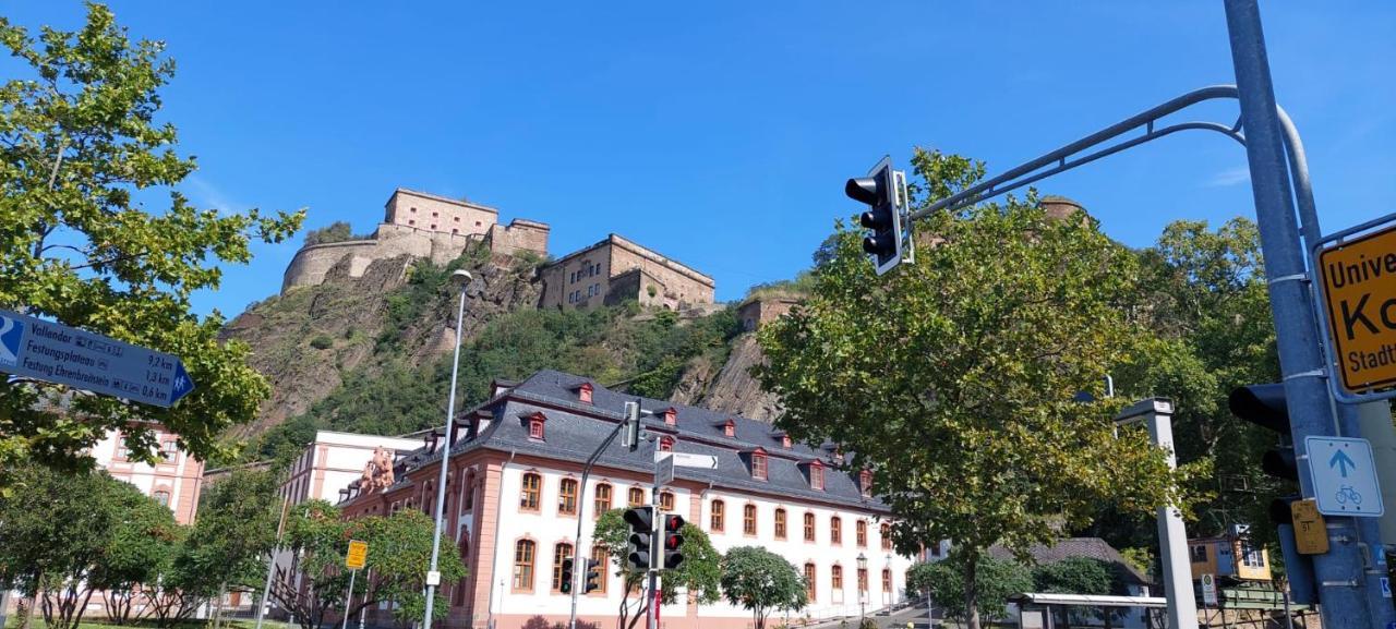 Rheingold Inklusive Einer Flasche Sekt Apartman Koblenz  Kültér fotó